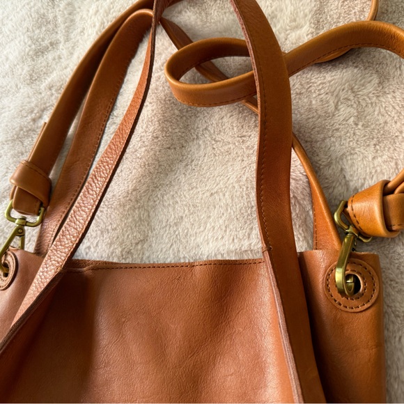 NWT Madewell The Sydney Shoulder Bag Burnished Caramel Leather - Picture 10 of 14